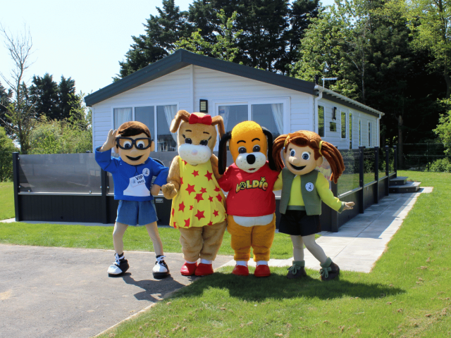 2026 Guide to the Best Blue Anchor Leisure Caravan Parks - Where to Stay This Year