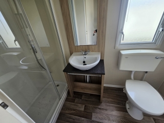 Used WILLERBY MINISTER INCLUDING A DECKING 2016 8