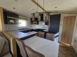 Used CARNABY CHANTRY LODGE JUST IN 2024 7