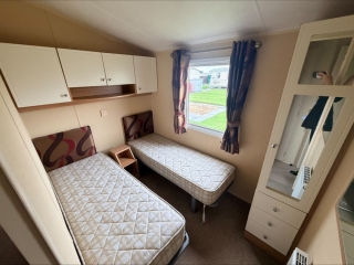 Used Sited BK Bluebird Seville 2011 10