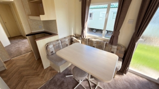 Used Atlas Oasis Sited on Golden Palm 2007 3