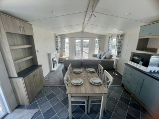 New Love Royal 2025 5