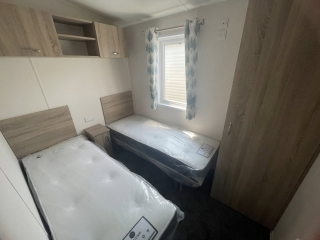 New Love Royal 2025 8