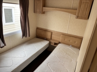 Used Abi Roselle 2008 6