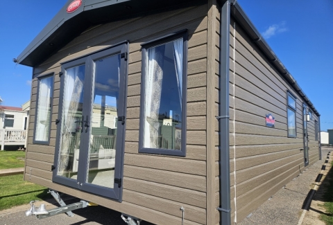 CARNABY CHANTRY LODGE JUST IN 2024