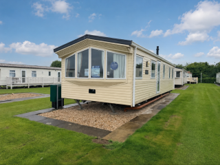 Used Sited BK Bluebird Seville 2011 0