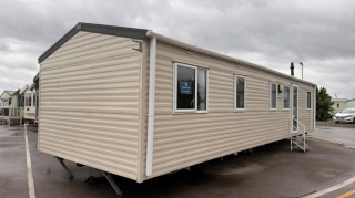 Used Willerby Lymington - 4 Bedrooms 2017 0