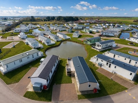 Holmes Mere Exclusive 1